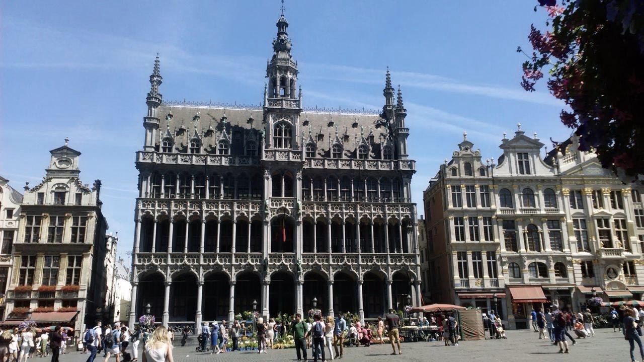 BRUSELAS, BÉLGICA: Qué ver, Grand-Place y Atomium 🇧🇪
